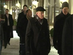 Guy Ritchie und Crew im Berliner Schnee (Foto: HauptBruch GbR)
