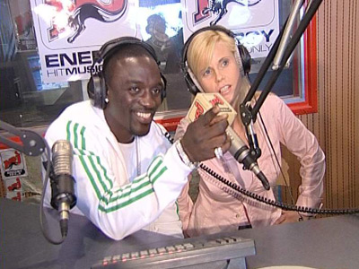 Rapper Akon und Michaela Schaffrath