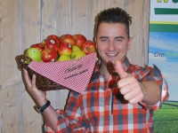 Andreas Gabalier findet Äpfel aus der Steiermark gut