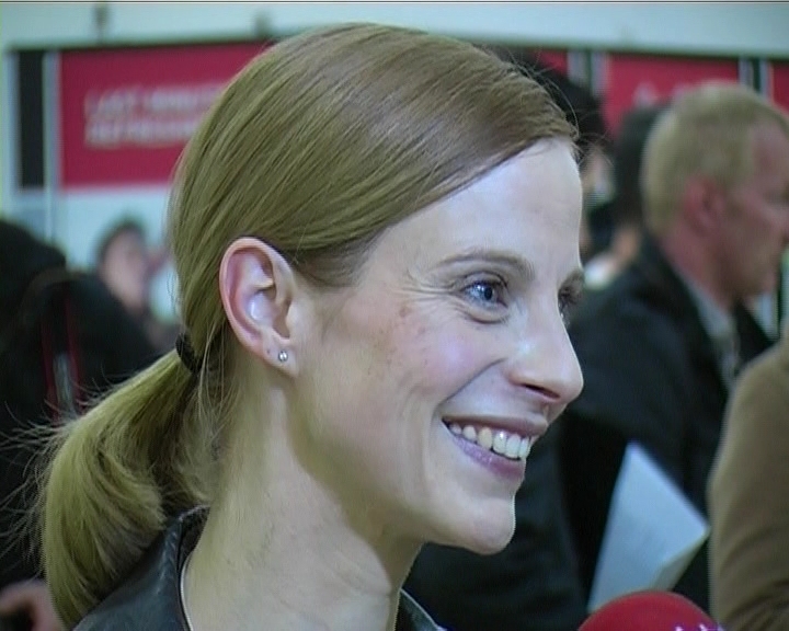 Julia Jäger gibt Interviews