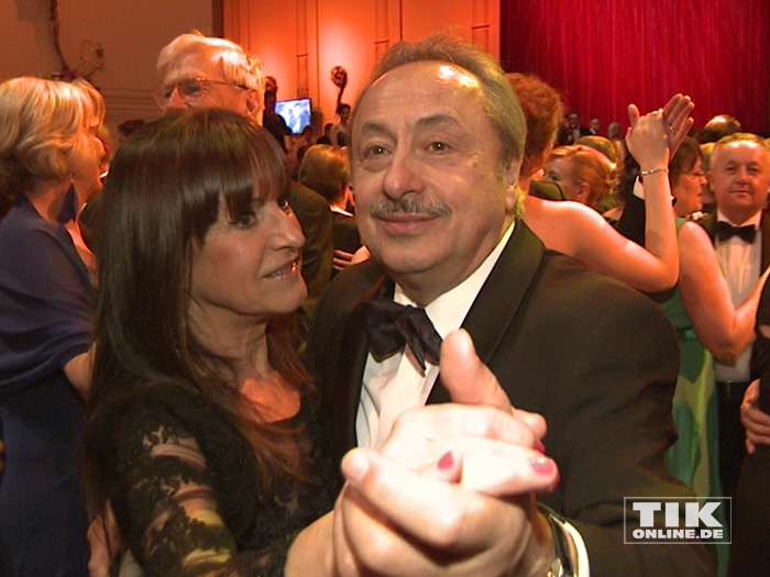 Wolfgang Stumph und seine Ehefrau Christine schwangen beschwingt das Tanzbein beim Dresdener Semperopernball 2015
