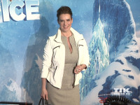 Katarina Witt bei der Premiere von "Disney On Ice"