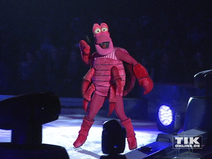Krabbe Sebastian aus "Arielle, die Meerjungfrau" bei der Premiere von "Disney On Ice"