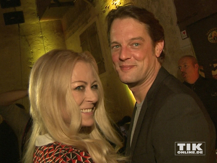 Jenny Elvers mit ihrem Freund Steffen von der Beeck auf der Medienboard-Weihnachts-Party 2015 in Berlin