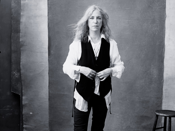 Musik-Legende Patti Smith im Pirelli Kalender 2016, fotografiert von Star-Fotografin Annie Leibovitz