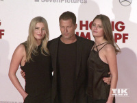 Til Schweiger mit seinen Töchtern Luna und Lilli auf der Premiere von "Honig im Kopf"