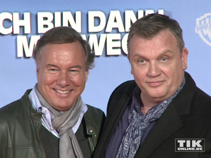 Hape Kerkeling mit Nico Hofmann bei der Premiere von "Ich bin dann mal weg" in Berlin