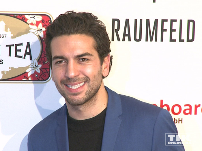 Elyas M'Barek strahlt bei der Party des Medienboard Berlin-Brandenburg 2016