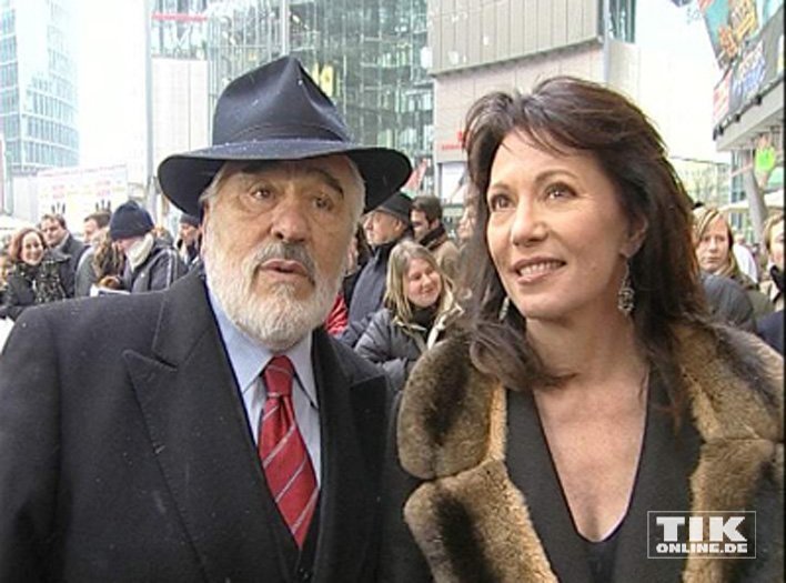 Im Rennstall ist das Zebra los Premiere