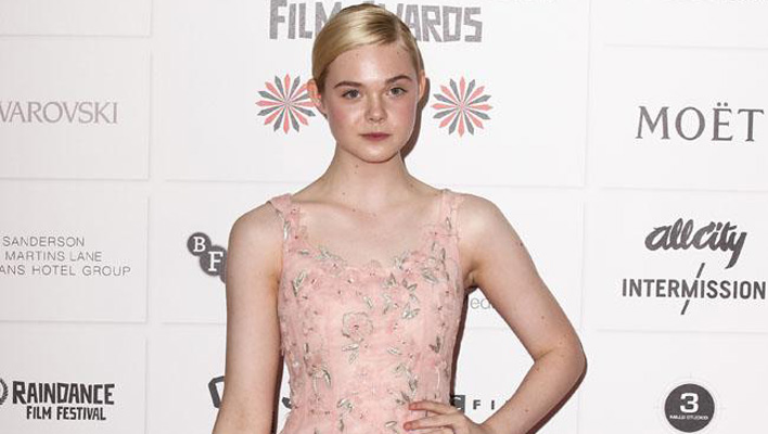 Elle Fanning 