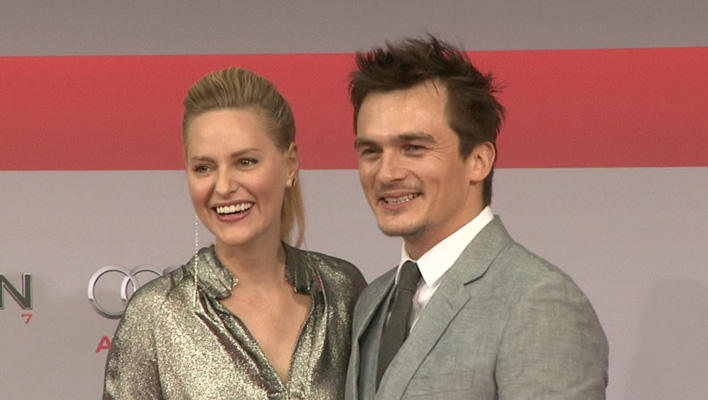 Aimee Mullins und Rupert Friend (Foto: HauptBruch GbR)