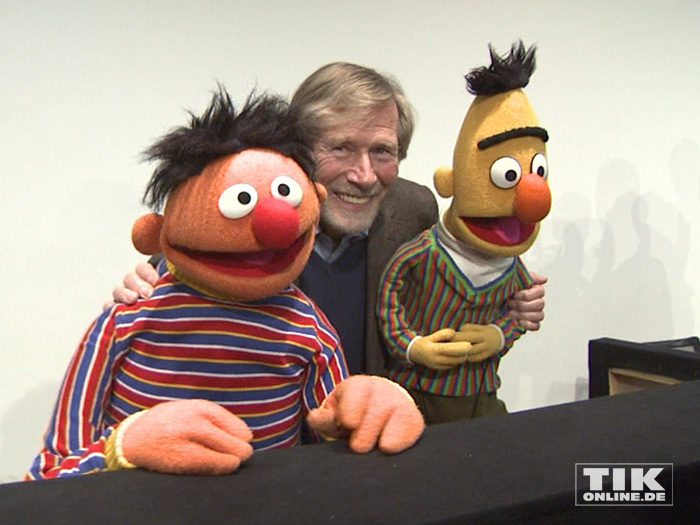 Horst Janson mit Ernie und Bert (Foto: HauptBruch GbR)