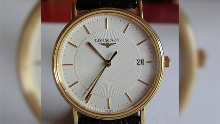 Goldene Uhr
