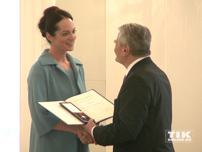 Natalia Wörner bekommt das Bundesverdienstkreuz
