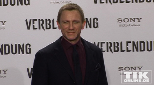 Daniel Craig posiert (HauptBruch GbR) 