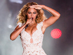 Beyonce: Präsentiert Mega-Dekolleté