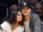 Ashton Kutcher & Mila Kunis: Photobomb beim Baseball-Spiel