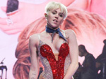 Miley Cyrus: Verteidigt ihre Show mit Kleinwüchsigen