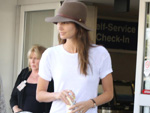 Lily Aldridge: Bewahrt Brautkleid auf