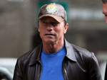 Arnold Schwarzenegger: Verletzt sich an jedem Filmset