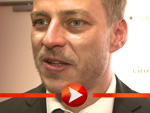 Tom Wlaschiha über Filme, Liebe und Beziehungen