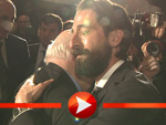 Adrien Brody umarmt Michail Gorbatschow