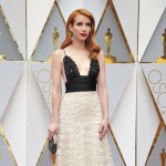 Emma Roberts: Stinktier-Kleid für Tante Julia