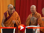 Der Dalai Lama begrüßt Frankfurt am Main