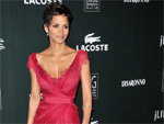 Halle Berry: College-Professorin?