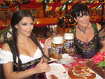 Kim Kardashian: Beehrt Oktoberfest mit ihrer Anwesenheit