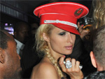 Paris Hilton: Sicherheits-Drama im Flieger