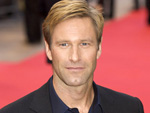 Aaron Eckhart: Wird zum Beach Boys-Schlagzeuger