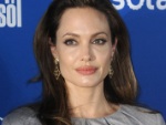 Angelina Jolie: Verbietet Clooney die Streiche