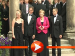 Angela Merkel kam in pink und mit Ehemann nach Bayreuth