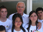 Franz Beckenbauer: Besucht chilenische Schule!
