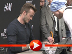 David Beckhams lässige Posen und Autogramme auf Unterhosen