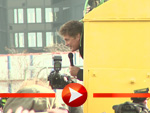 David Hasselhoff singt „Looking For Freedom“ an der East Side Gallery