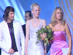 Erster Dreamball in Berlin: Claudia Schiffer als Diva mit Maulkorb!