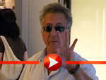 Dustin Hoffman shoppt in Berlin