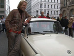 Thomas Gottschalk: Mit dem Trabbi in Berlin