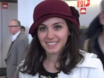 Katie Melua: Mit Hut und Mantel in Berlin gelandet!