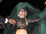 Lady Gaga: Keine knappen Outfits in Indonesien