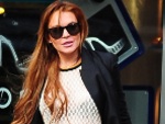 Lindsay Lohan: Hängt sie wieder an der Flasche?