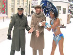 Lou Begas sexy Fotoshooting im Schnee: Verhaftet!