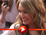 Miley Cyrus bei der Premiere im Interview