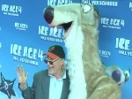 „Ice Age 4“-Premiere bei heißen Temperaturen in Berlin: Otto Waalkes sucht neue Liebe