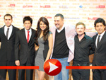 Shah Rukh Khan mit der Crew zu seinem Neuen Film „Don 2“