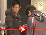 Shah Rukh Khan beim Jackenkauf