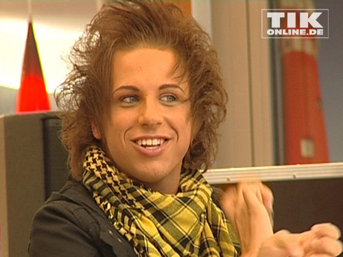 Benny Kieckhäben wieder solo: Kuss-Angriff im Shoppingcenter ...