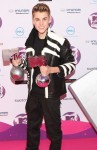 Justin Bieber bei den EMA's 2011